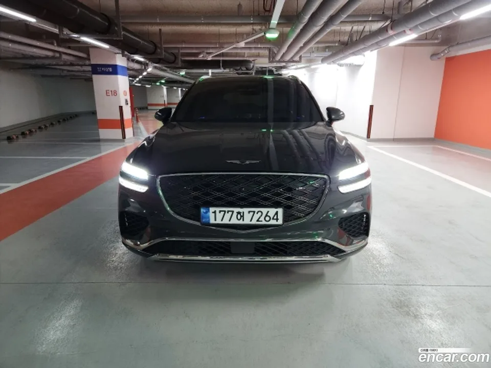 Genesis GV70 2.5T AWD 2024 — фото 1, купить с доставкой в Москву