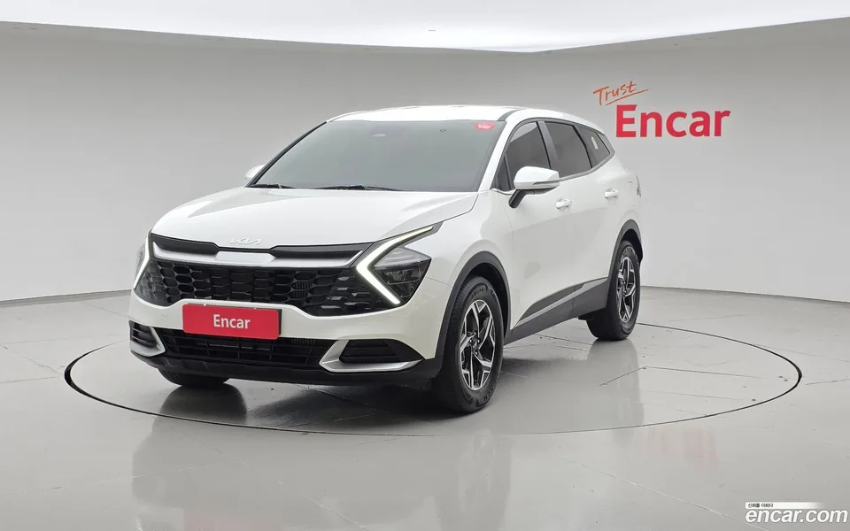 Kia Sportage 1.6 2WD 2024 — фото 1, купить с доставкой в Москву