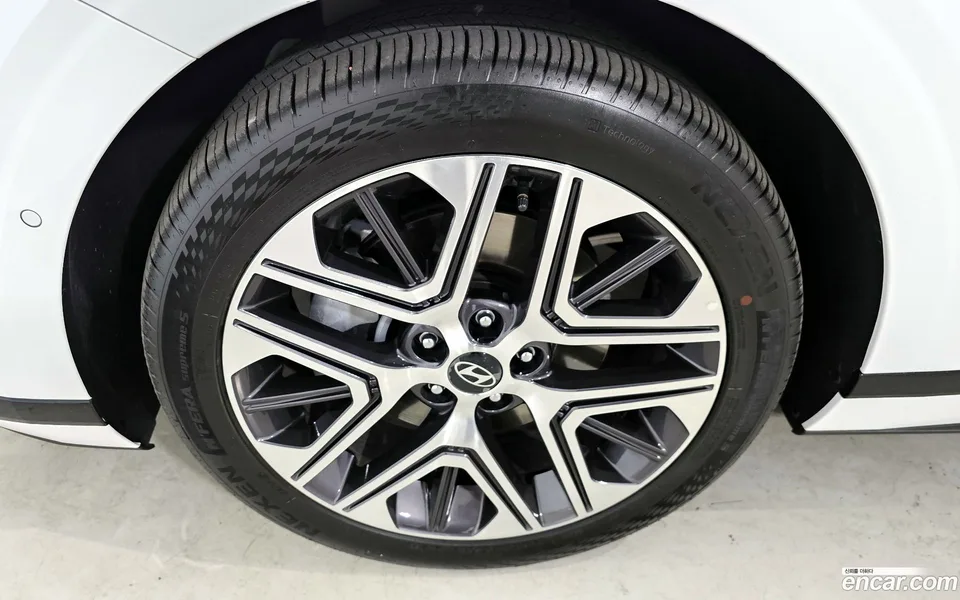 Hyundai Grandeur 2.5 2WD 2026 — миниатюра 5