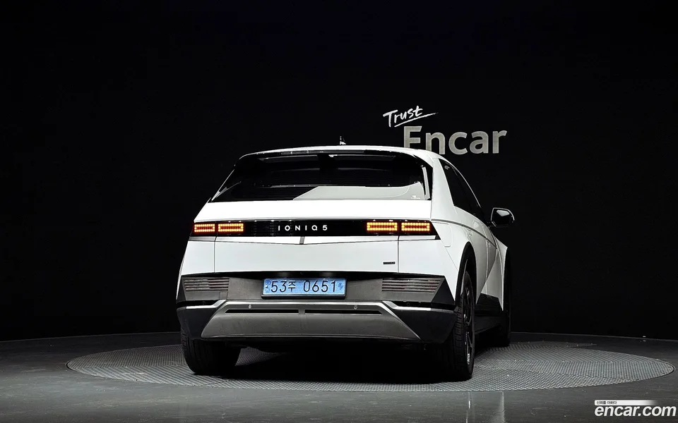 Hyundai Ioniq 5 AWD 2024 — миниатюра 4
