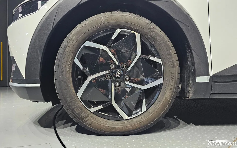 Hyundai Ioniq 5 AWD 2024 — миниатюра 5