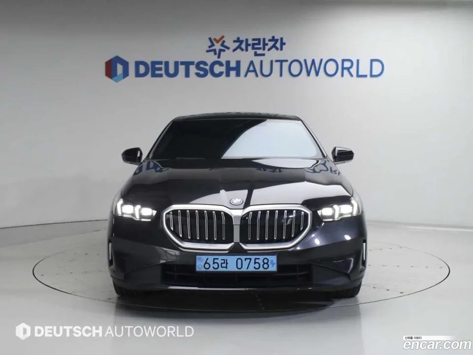 BMW i5 eDrive 40 2024 — миниатюра 3