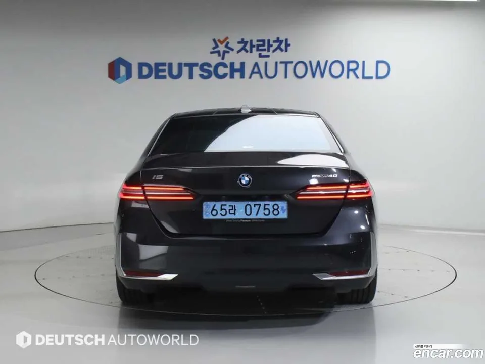 BMW i5 eDrive 40 2024 — миниатюра 4