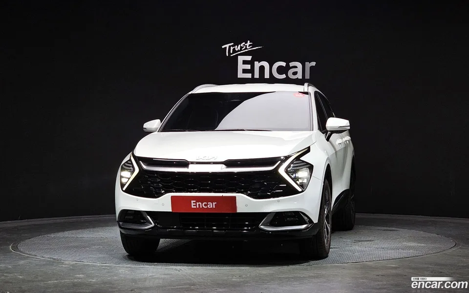 Kia Sportage Hybrid 2WD 2023 — миниатюра 3