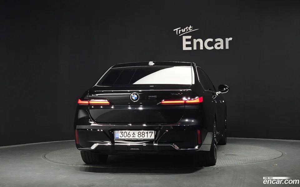 BMW 7 Series 740d xDrive M 2025 — миниатюра 4
