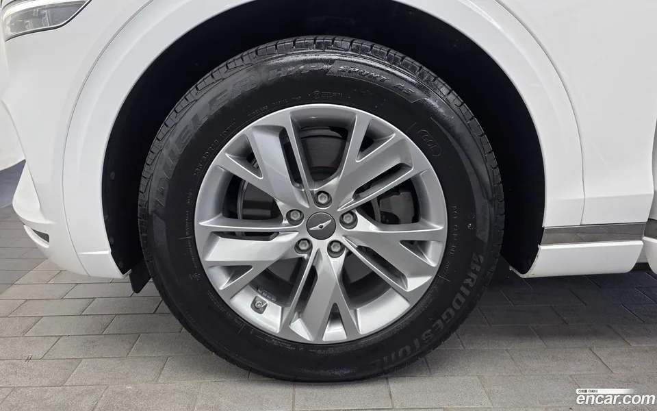 Genesis GV70 2.5T 2WD 2023 — миниатюра 5