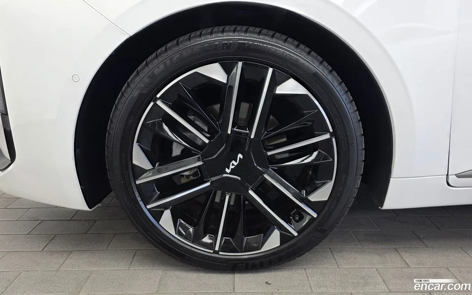 Kia K8 Hybrid 2024 — миниатюра 2