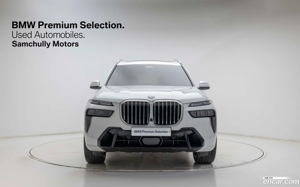 BMW X7 xDrive 40i M 6 2025 — thumbnail 3