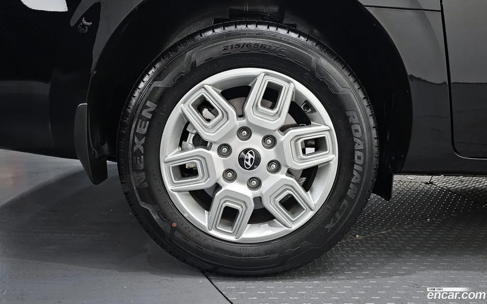 Hyundai Staria L3.5 3 2025 — миниатюра 2