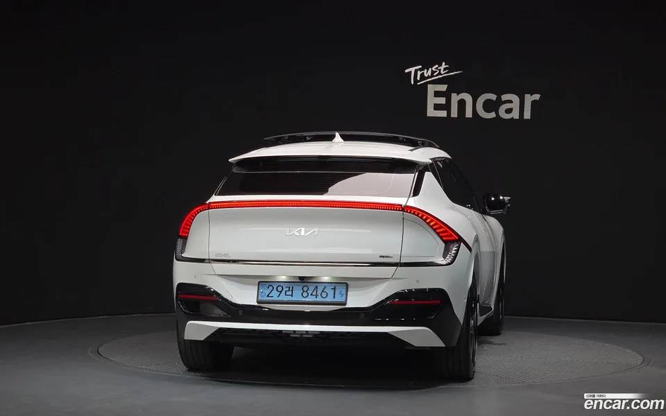 Kia EV6 2022 — миниатюра 4