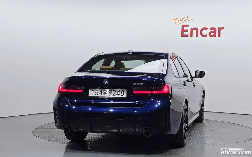BMW 3 Series 320i M 2025 — миниатюра 4