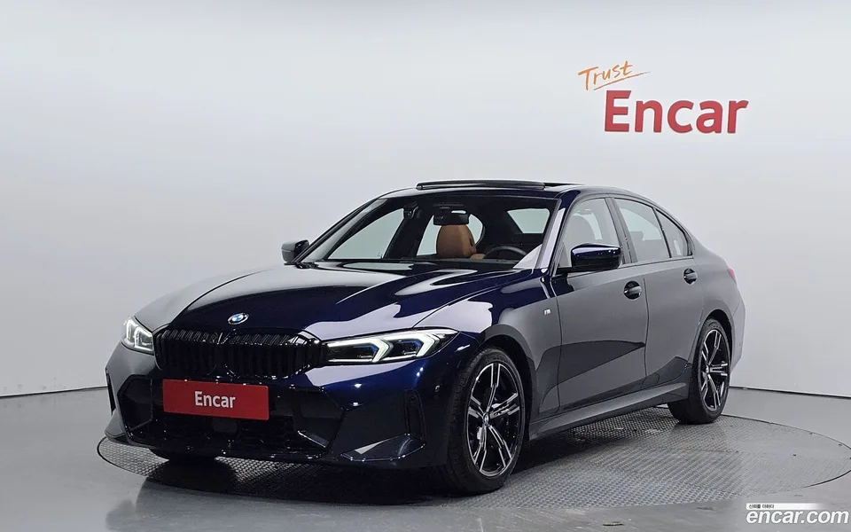 BMW 3 Series 320i M 2025 — фото 1, купить с доставкой в Москву