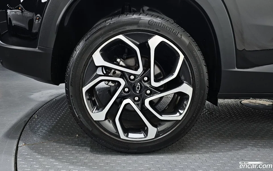 Chevrolet Trax Crossover 1.2 RS 2024 — миниатюра 2
