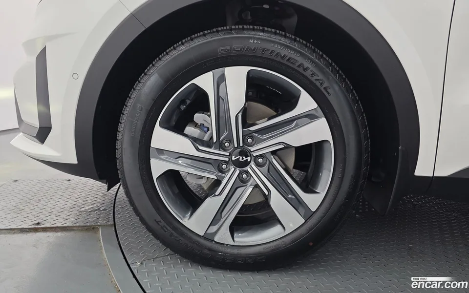 Kia Sorento HEV 1.6 2WD 2023 — миниатюра 2