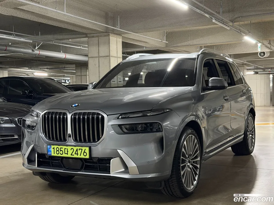 BMW X7 2025