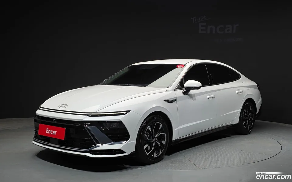 Hyundai Sonata The Edge 2.0 2023 — фото 1, купить с доставкой в Москву