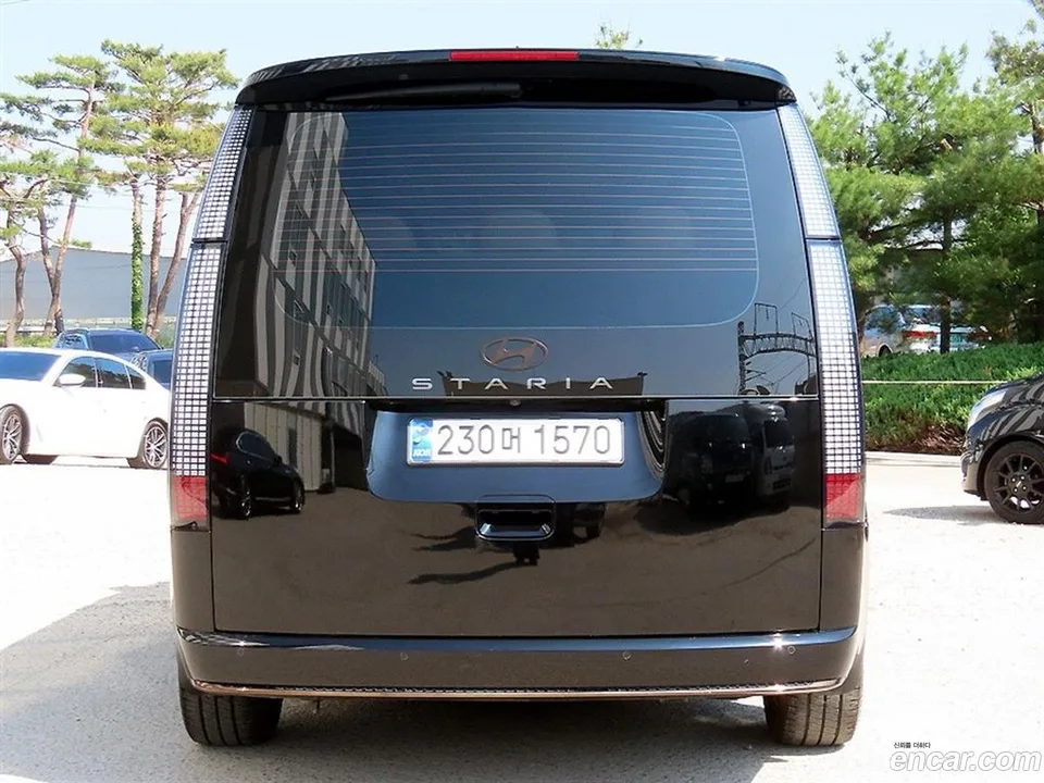 Hyundai Staria L3.5 9 2024 — миниатюра 4