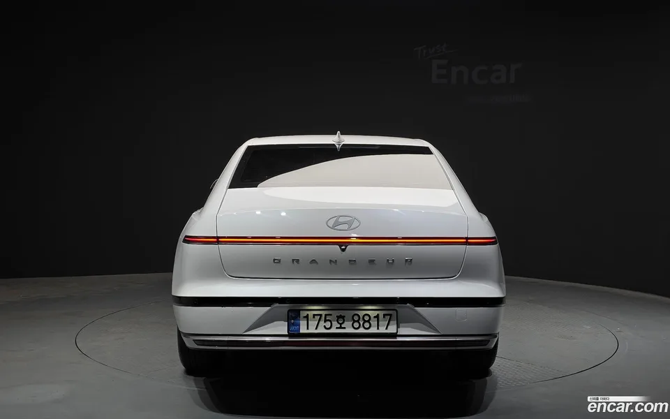 Hyundai Grandeur 2.5 2WD 2023 — миниатюра 4