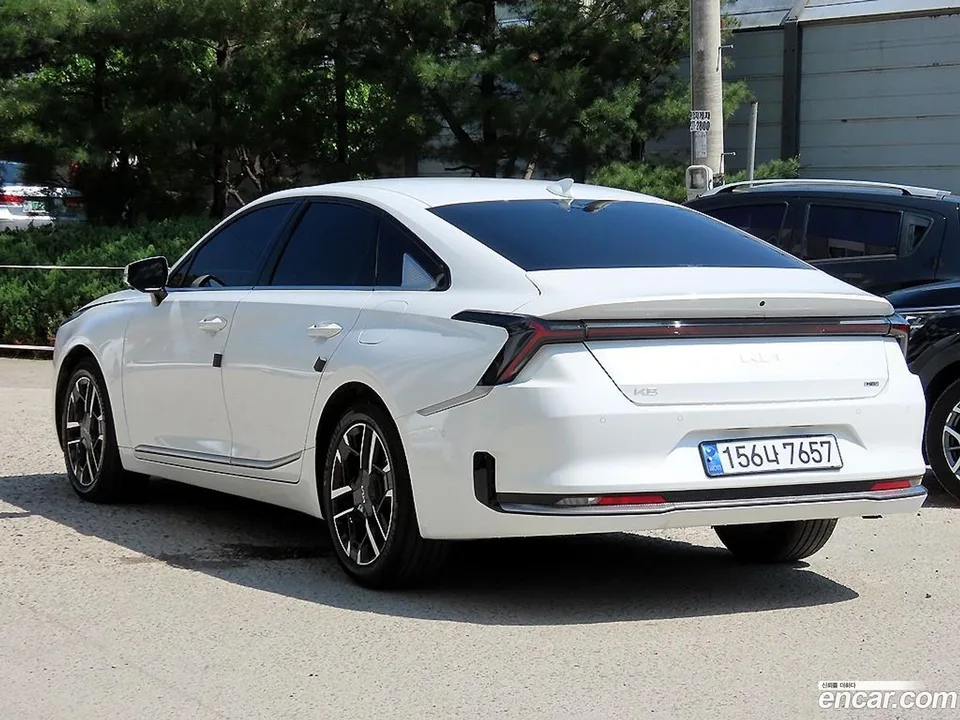 Kia K8 Hybrid 2025 — миниатюра 3