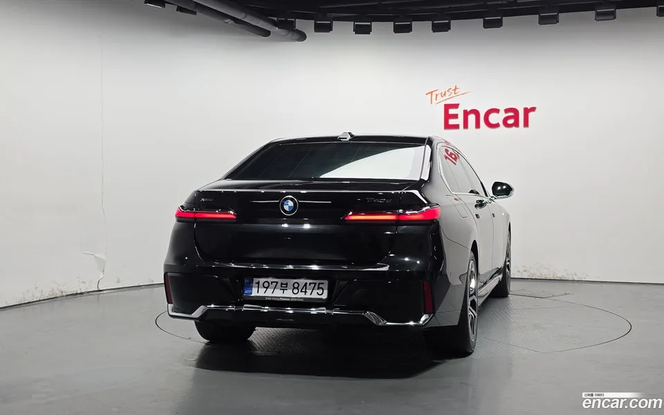 BMW 7 Series 740d xDrive M 2025 — миниатюра 4