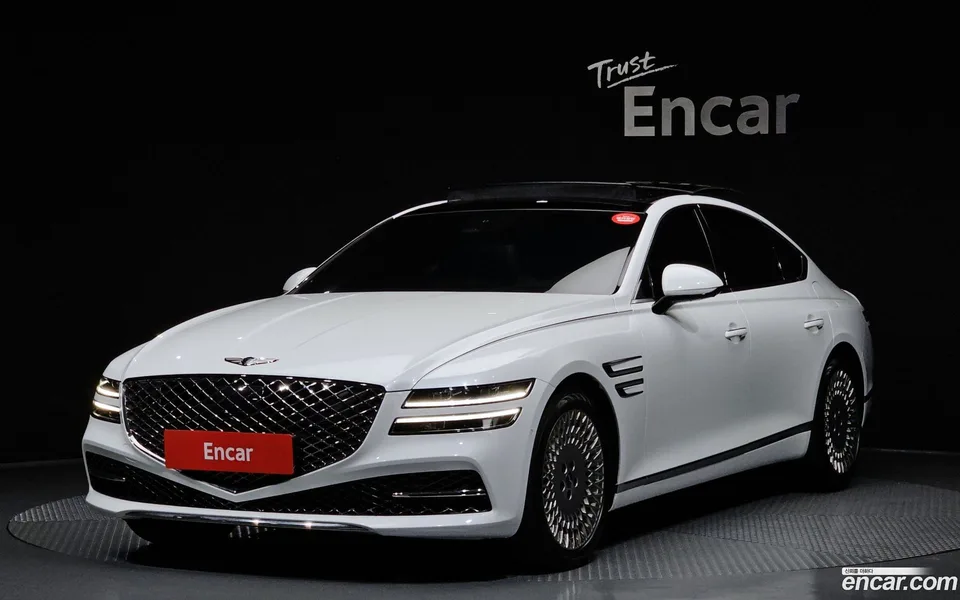 Genesis G80 2.5 AWD 2022 — photo 1, buy with delivery to Moscow