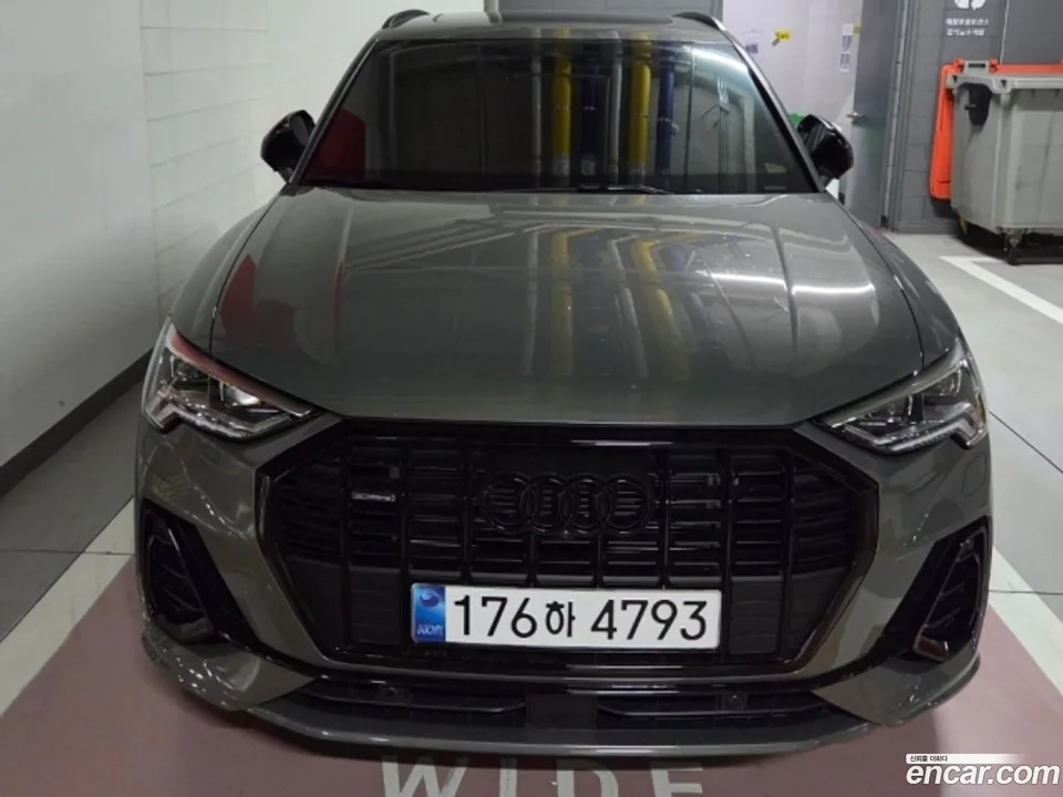 Audi Q3 40 TFSI 2025 — фото 1, купить с доставкой в Москву