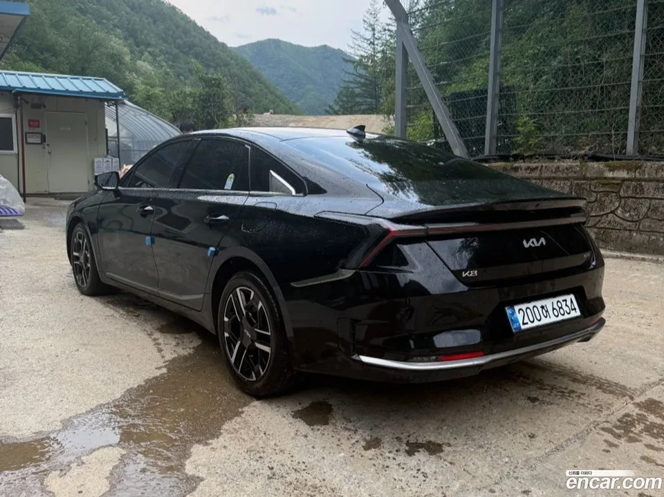 Kia K8 Hybrid 2025 — thumbnail 3