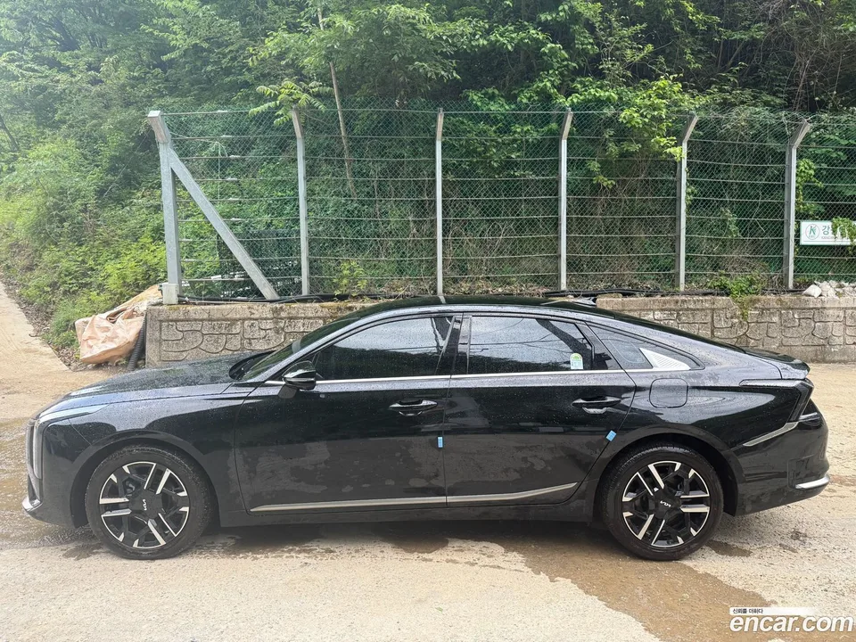 Kia K8 Hybrid 2025 — thumbnail 4