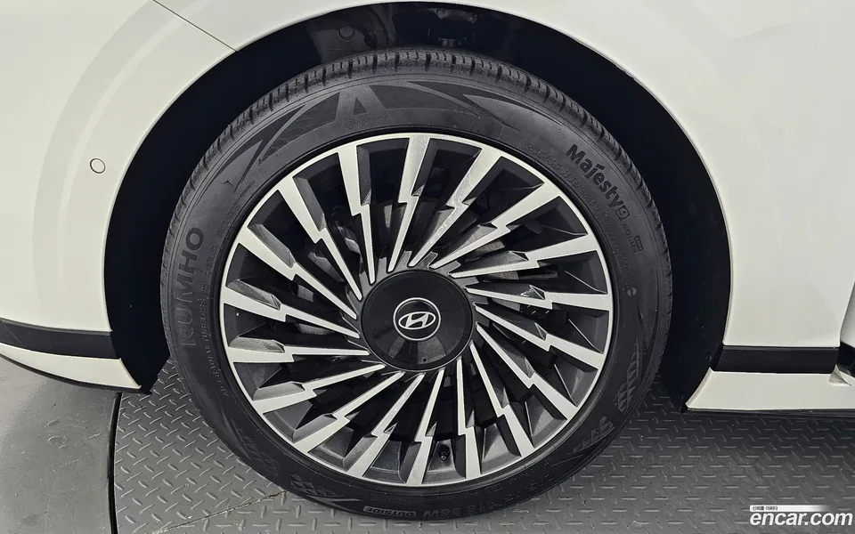 Hyundai Grandeur Hybrid 2024 — миниатюра 2