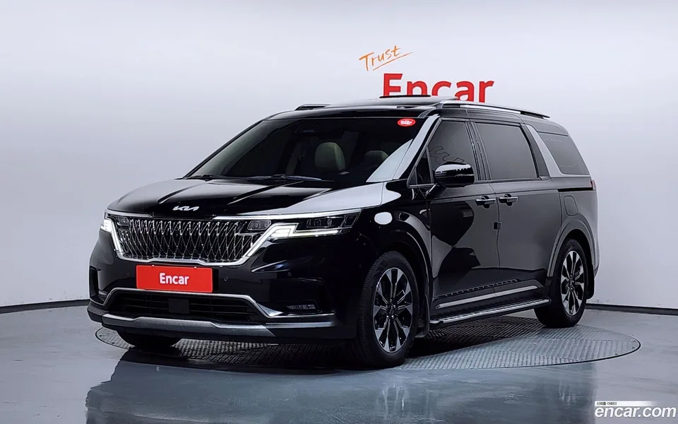 Kia Carnival 9 2022 — фото 1, купить с доставкой в Москву