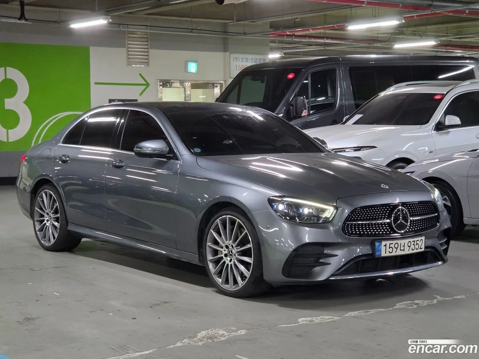 Mercedes-Benz E-Class E350 4MATIC AMG Line 2022 — миниатюра 3