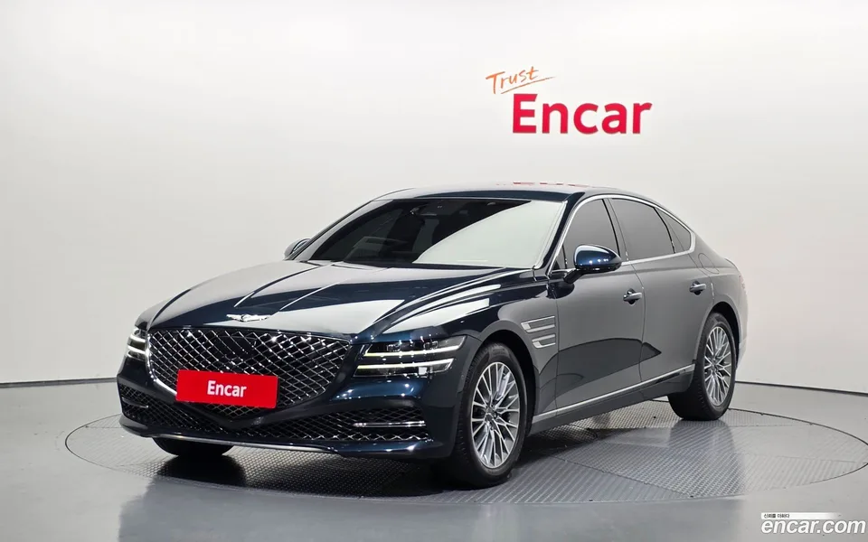 Genesis G80 2.5 2WD 2023 — фото 1, купить с доставкой в Москву