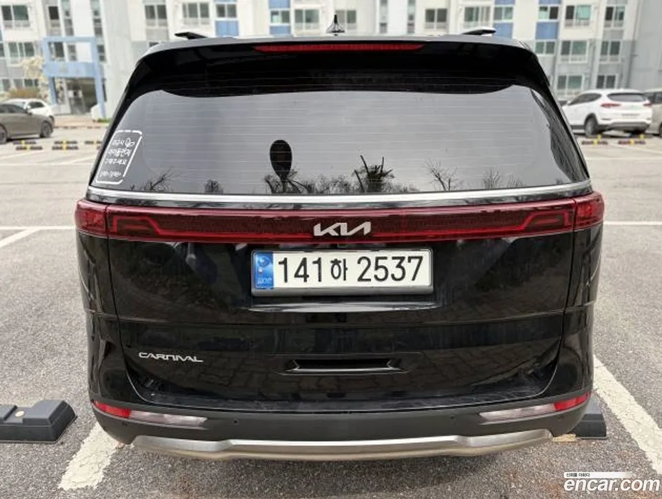 Kia Carnival 9 2022 — миниатюра 5