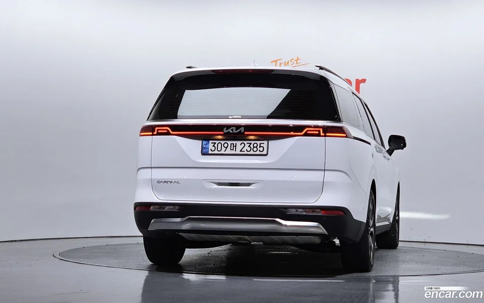Kia Carnival 9 2023 — миниатюра 4