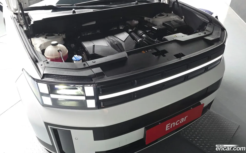 Hyundai SantaFe 2.5T 2WD 2023 — миниатюра 2