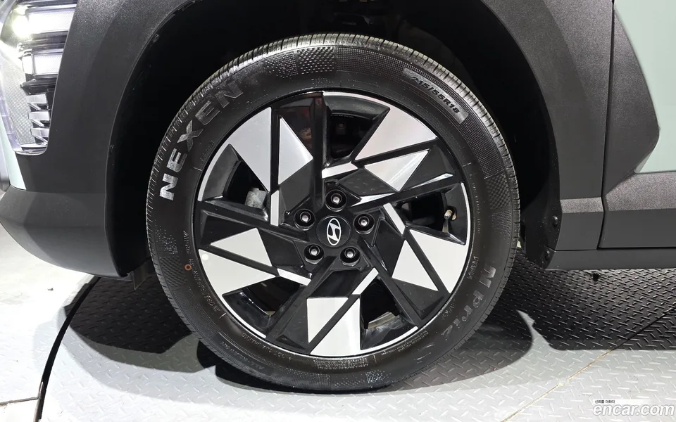 Hyundai Kona 1.6 2WD 2025 — миниатюра 5