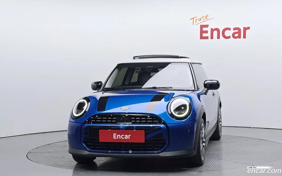 MINI Cooper C 2025 — миниатюра 3