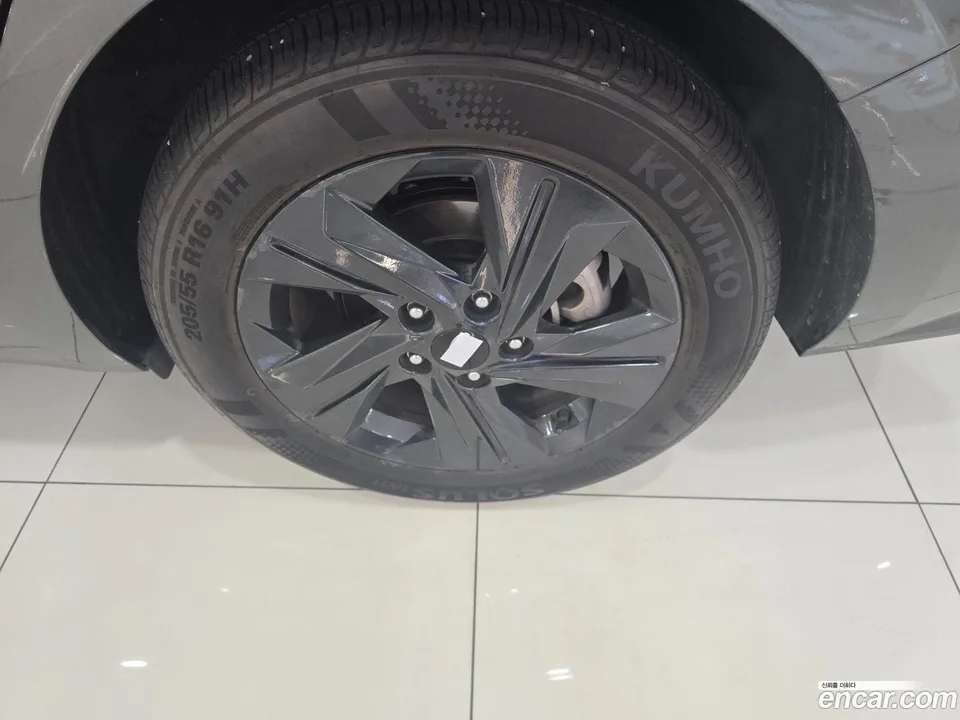 Hyundai Avante 1.6 2022 — миниатюра 2