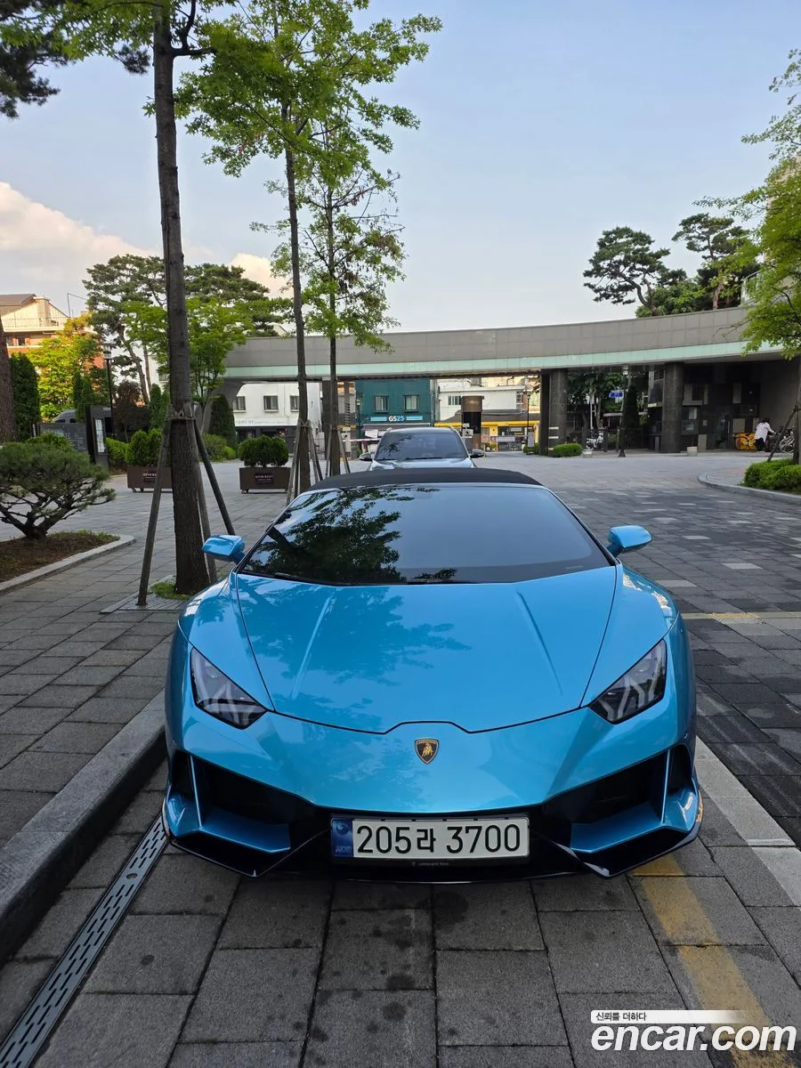 Lamborghini Huracan LP640-4 2023 — фото 1, купить с доставкой в Москву