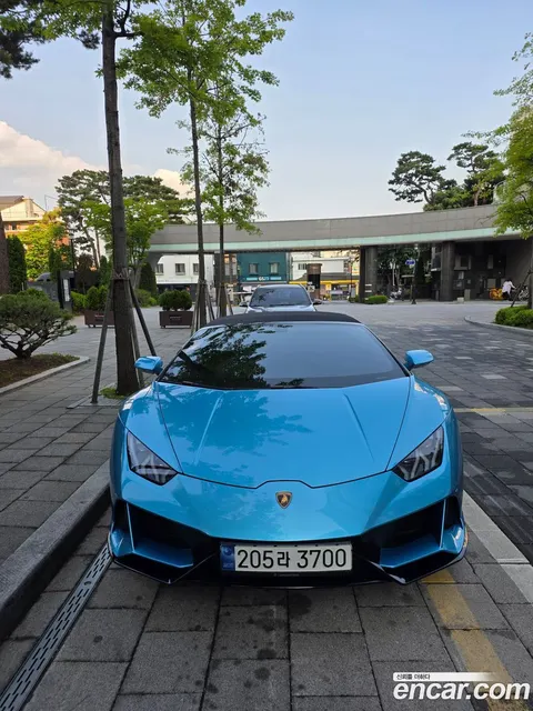 Lamborghini Huracan 2023 buy in Moscow