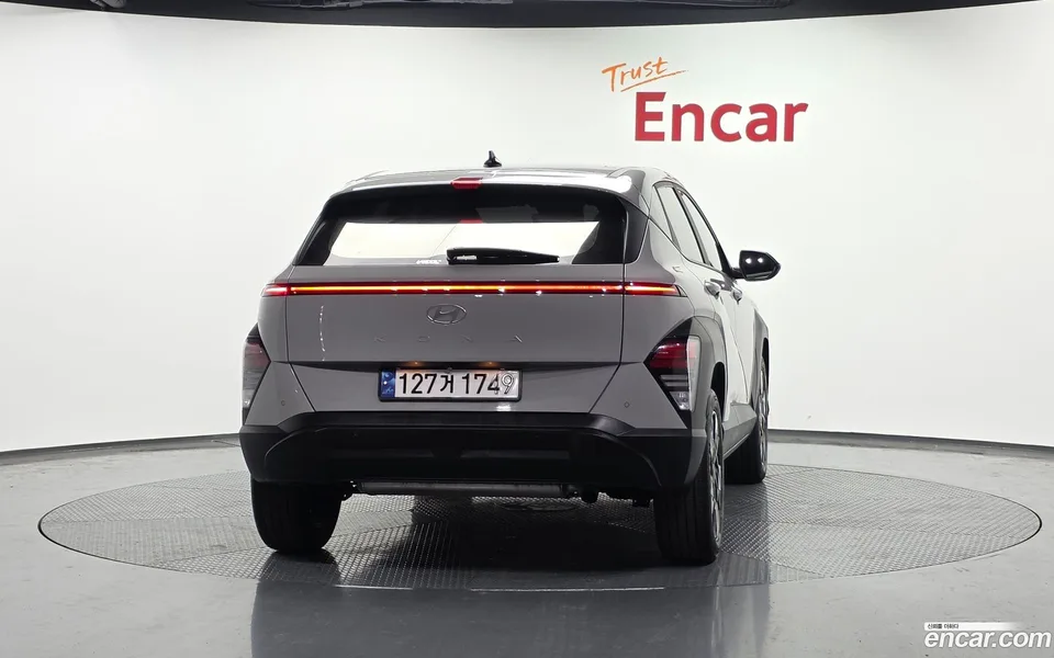 Hyundai Kona 1.6 2WD 2023 — миниатюра 4