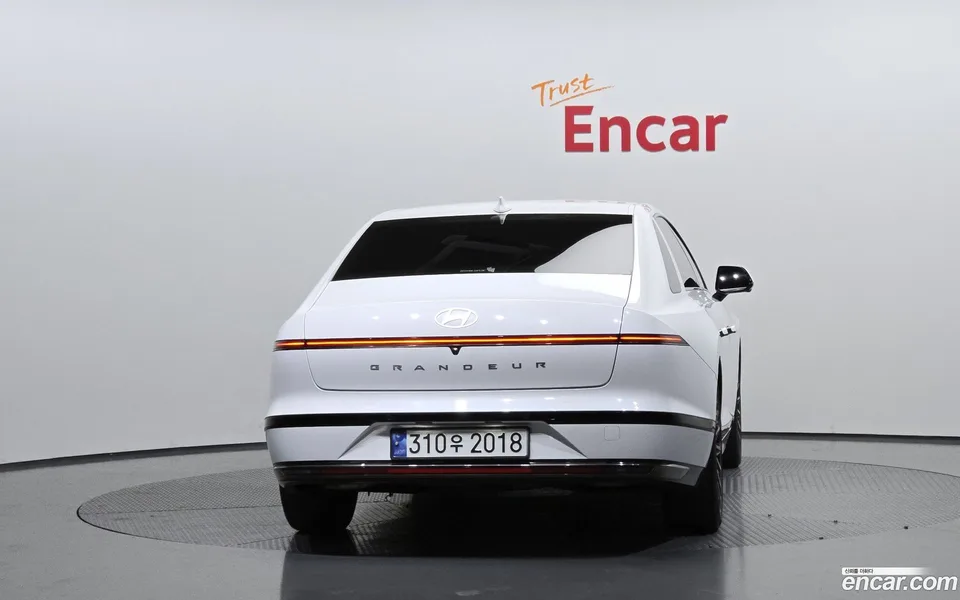 Hyundai Grandeur Hybrid 2023 — миниатюра 4