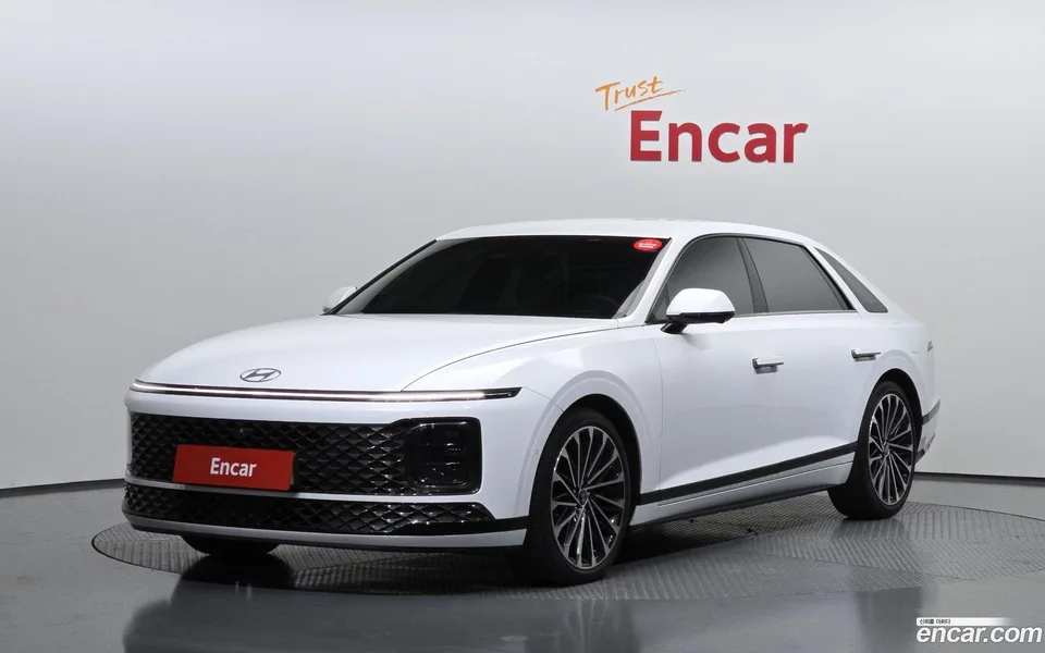 Hyundai Grandeur Hybrid 2023 — фото 1, купить с доставкой в Москву