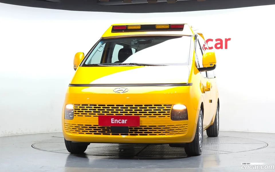 Hyundai Staria L3.5 2022 — миниатюра 3