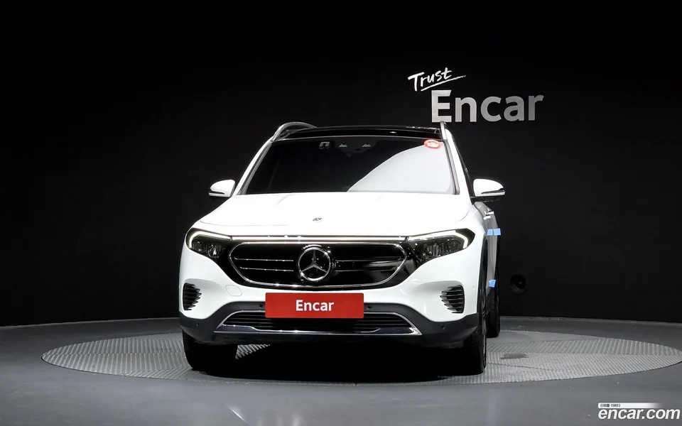 Mercedes-Benz EQB EQB300 4MATIC 2023 — миниатюра 3