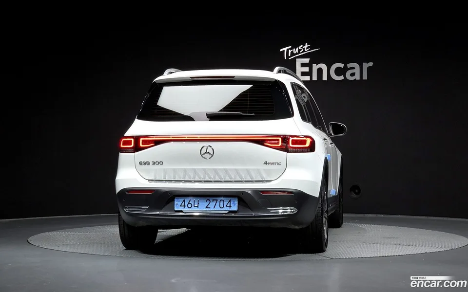 Mercedes-Benz EQB EQB300 4MATIC 2023 — миниатюра 4