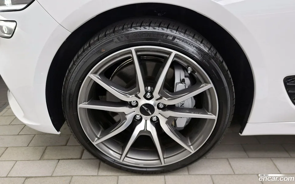Genesis G70 2.5T 4WD 2023 — миниатюра 5