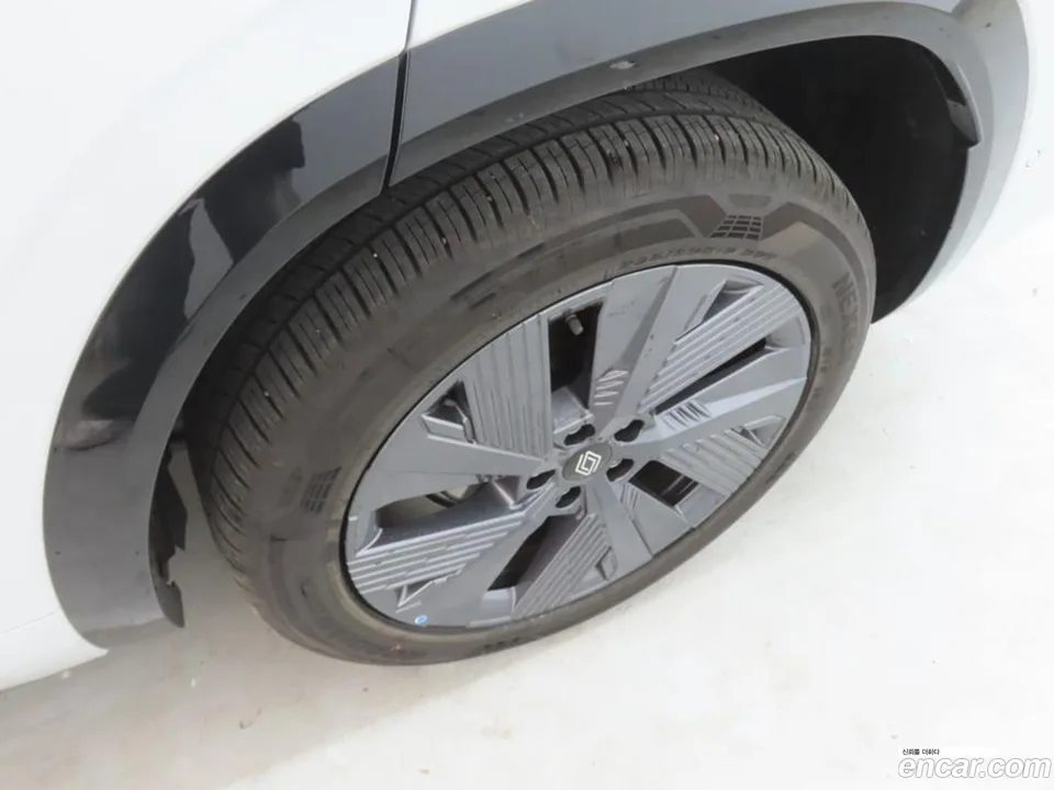 Renault Samsung Grand Koleos 1.5 E-TECH 2WD 2026 — миниатюра 5