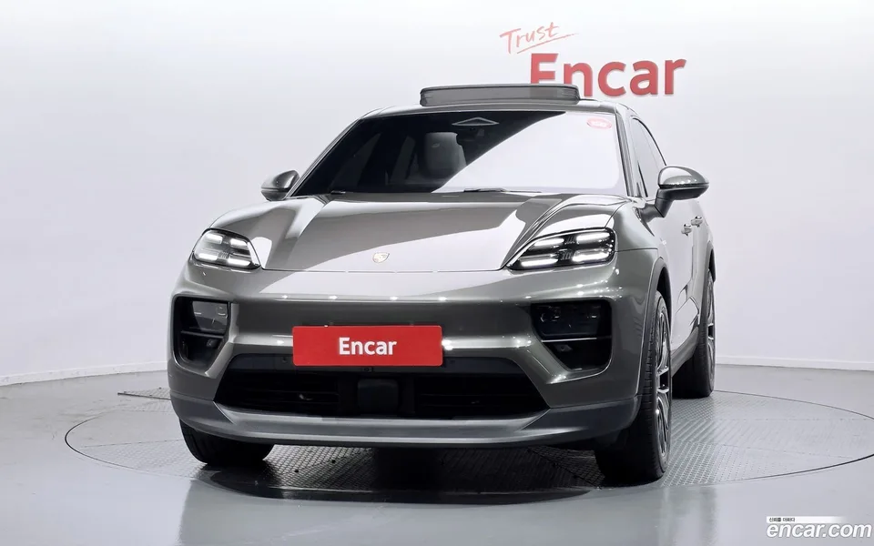Porsche Macan Electric 4S 2025 — миниатюра 3