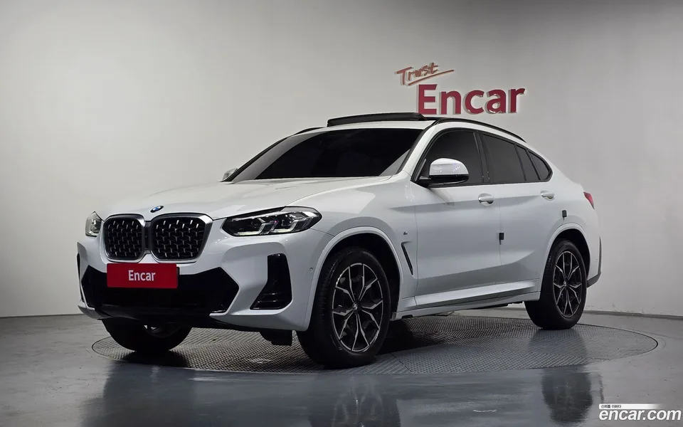 BMW X4 xDrive20d M 2024 — фото 1, купить с доставкой в Москву